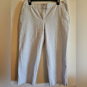 Talbots 12 blue and white seersucker capris